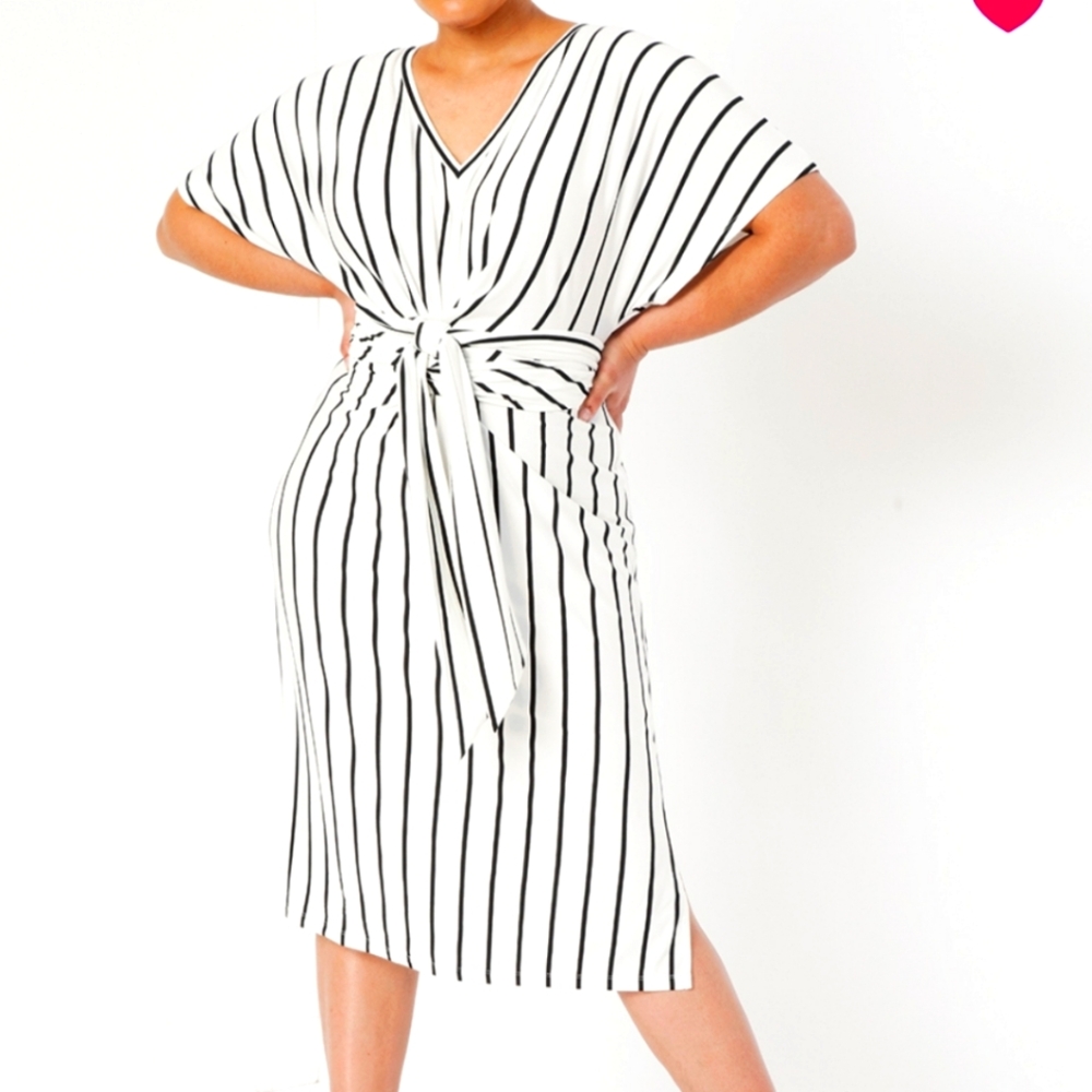 Eloquii blk & wht stripe wrap around dress.